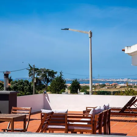 Tulip - Silvercoast Apartments 아토우기아다발레이아